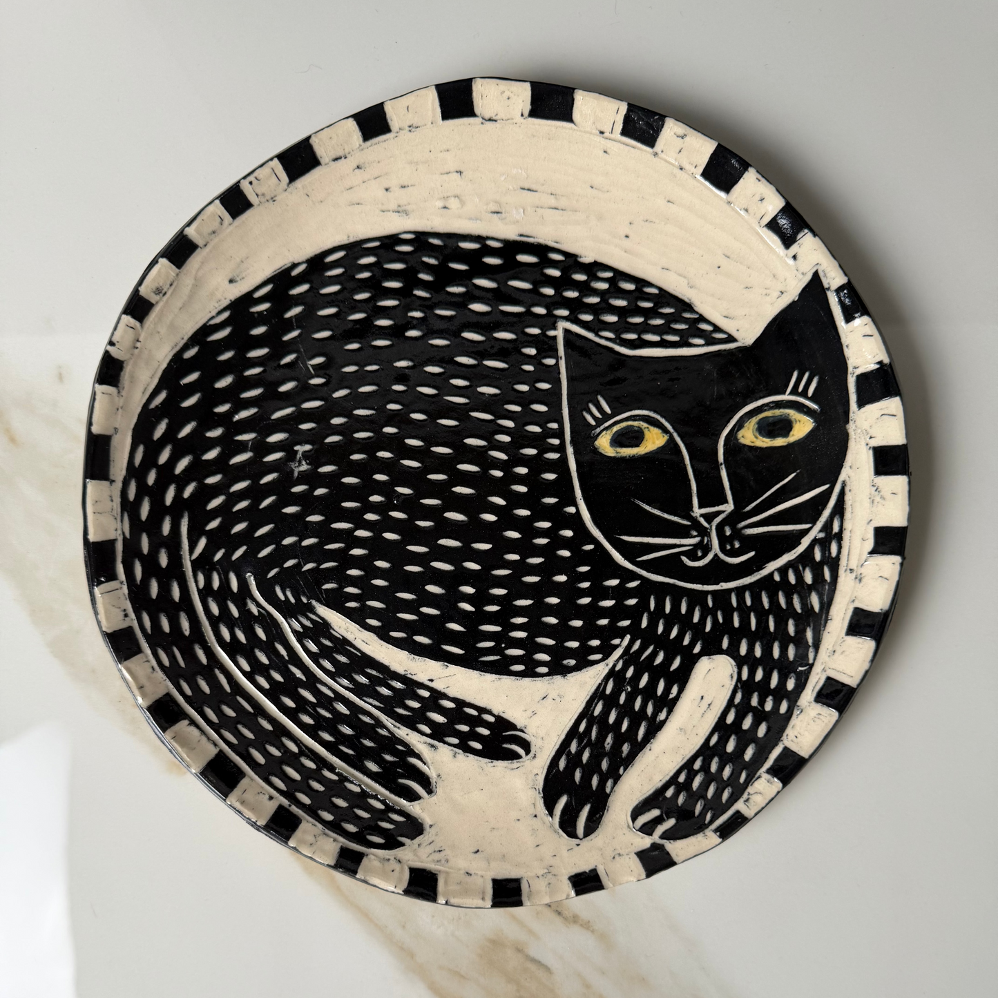 The Sgraffito-Style Studio Pottery Cat Plate