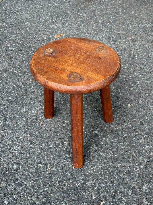 Primitive 3-Leg Stool