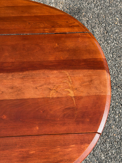 Broyhill Solid Cherry Queen Anne Drop-Leaf Oval Coffee Table