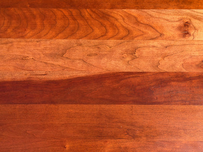 Broyhill Solid Cherry Queen Anne Drop-Leaf Oval Coffee Table
