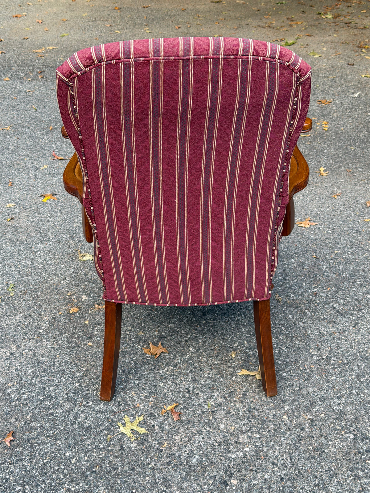 Queen Anne Open-Arm Lolling Chair