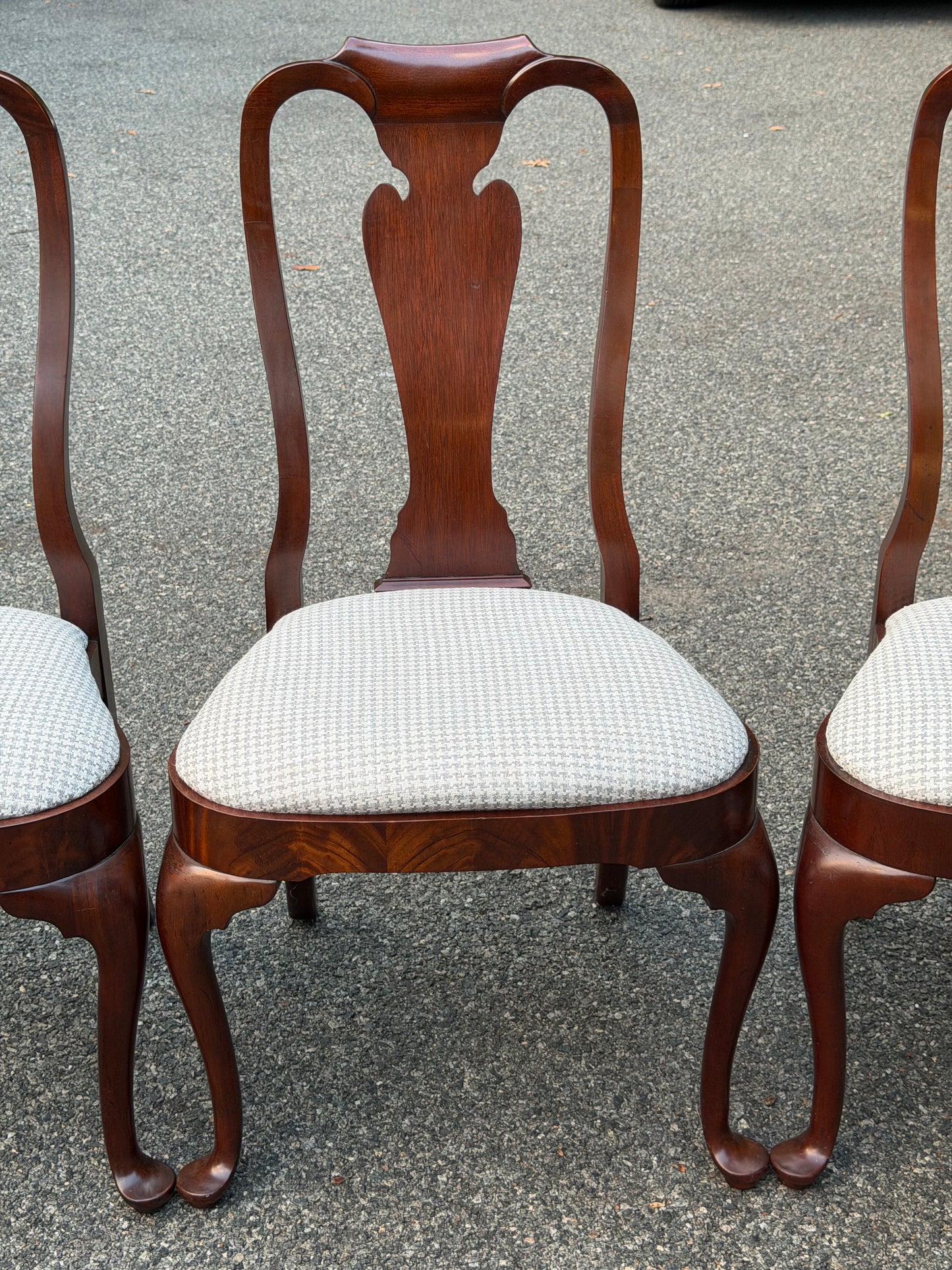 Set of 5 Vintage Councill Mahogany Queen Anne Dining Chairs (+ 1 Free Matching Side Chair)