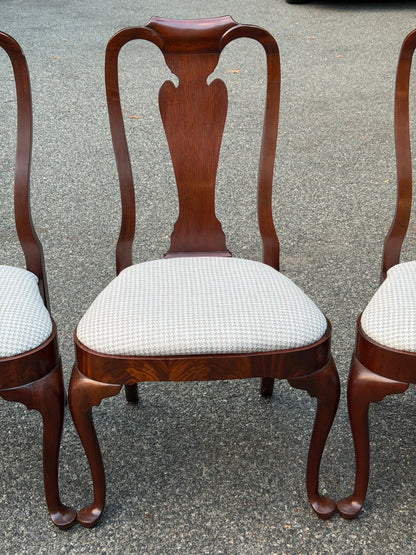 Set of 5 Vintage Councill Mahogany Queen Anne Dining Chairs (+ 1 Free Matching Side Chair)