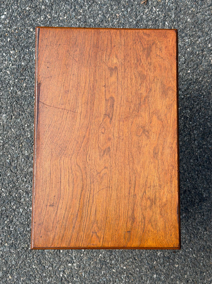 Queen Anne Low Accent Table – The Company of Master Craftsmen