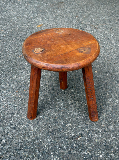 Primitive 3-Leg Stool