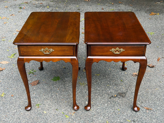 Pair of Vintage Statton Trutype "Oldtowne Cherry" Queen Anne End Tables