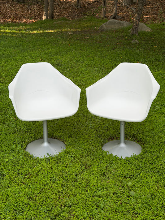 Pair of Vintage Eero Saarinen Style Swivel Tulip Chairs