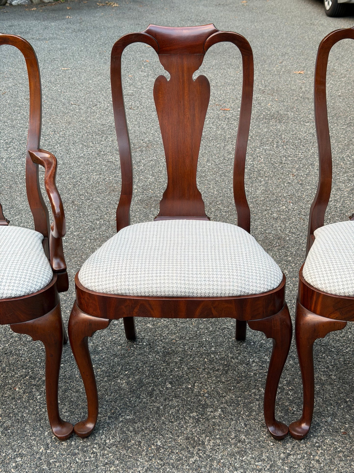 Set of 5 Vintage Councill Mahogany Queen Anne Dining Chairs (+ 1 Free Matching Side Chair)