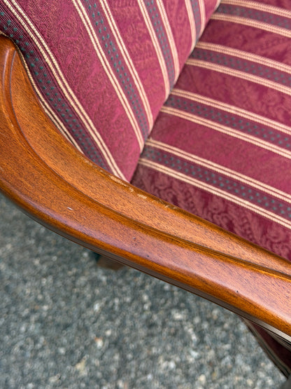 Queen Anne Open-Arm Lolling Chair