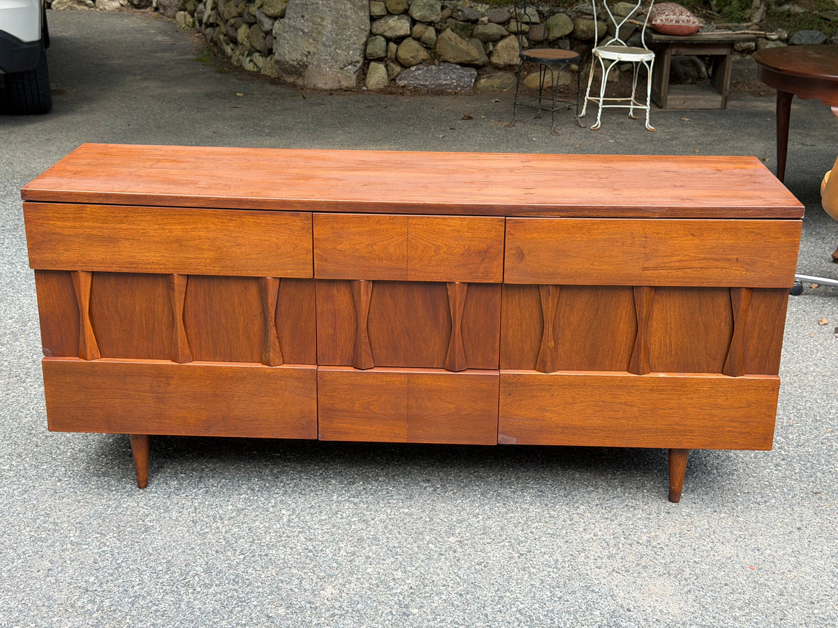 American of Martinsville Walnut MCM 9-Drawer Dresser
