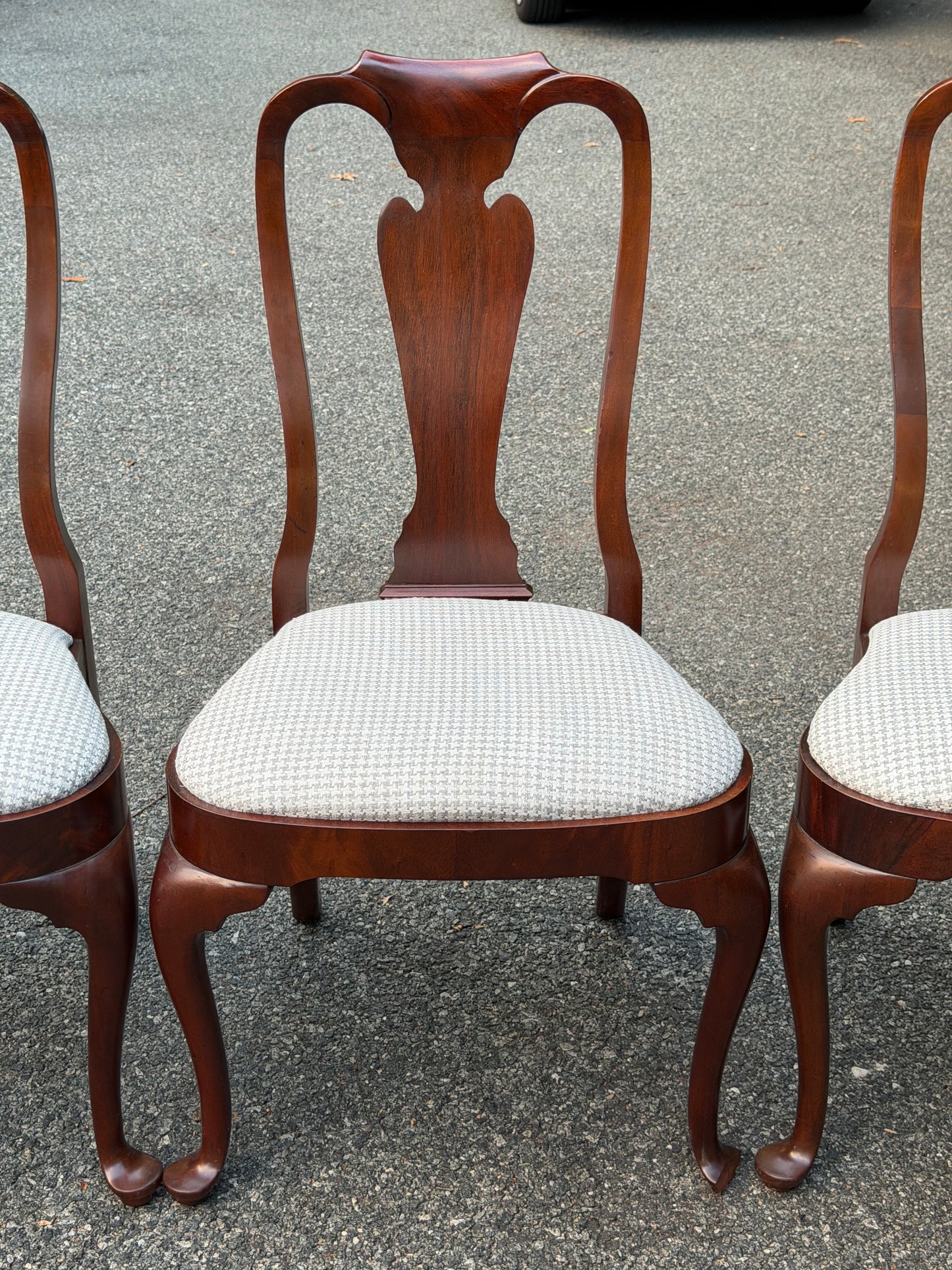 Set of 5 Vintage Councill Mahogany Queen Anne Dining Chairs (+ 1 Free Matching Side Chair)