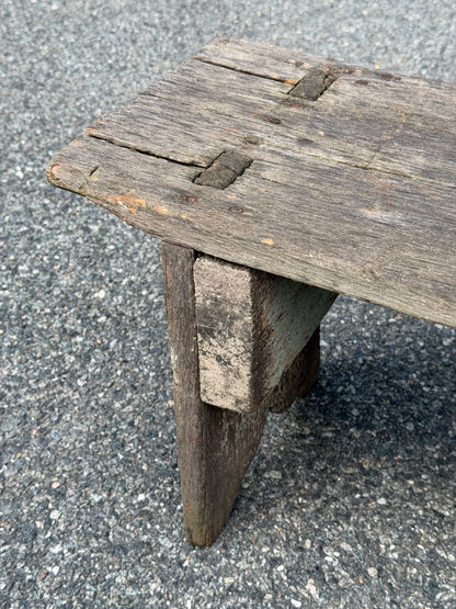 Weathered Barn Wood Bench / Primitive Farmhouse Decor with Chipped Paint