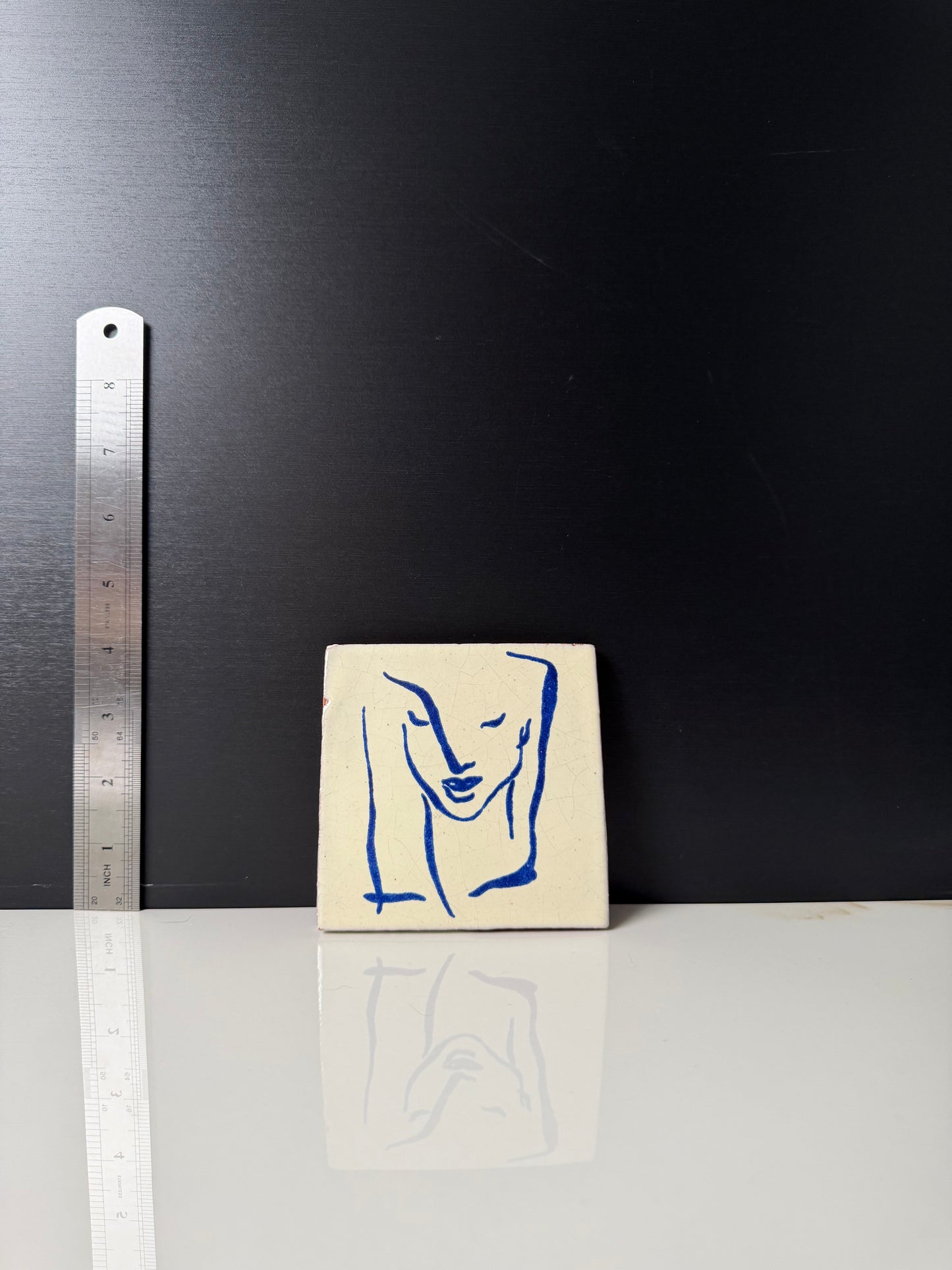 The Minimalist Blue Line-Art Tile