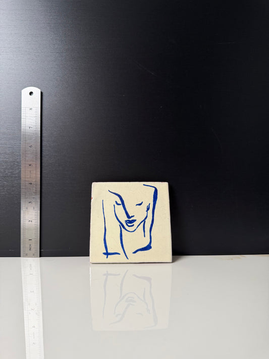 The Minimalist Blue Line-Art Tile