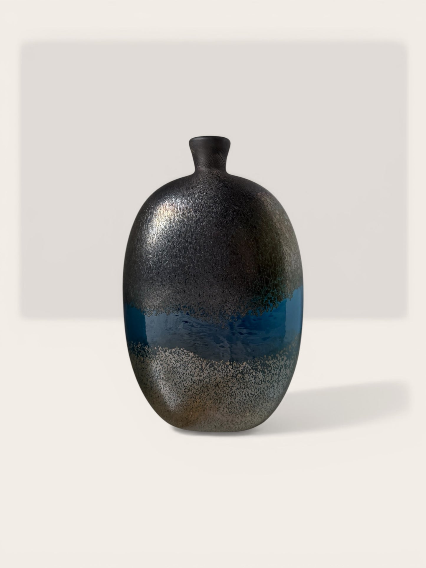 The Eclipse Banded Oval Vase